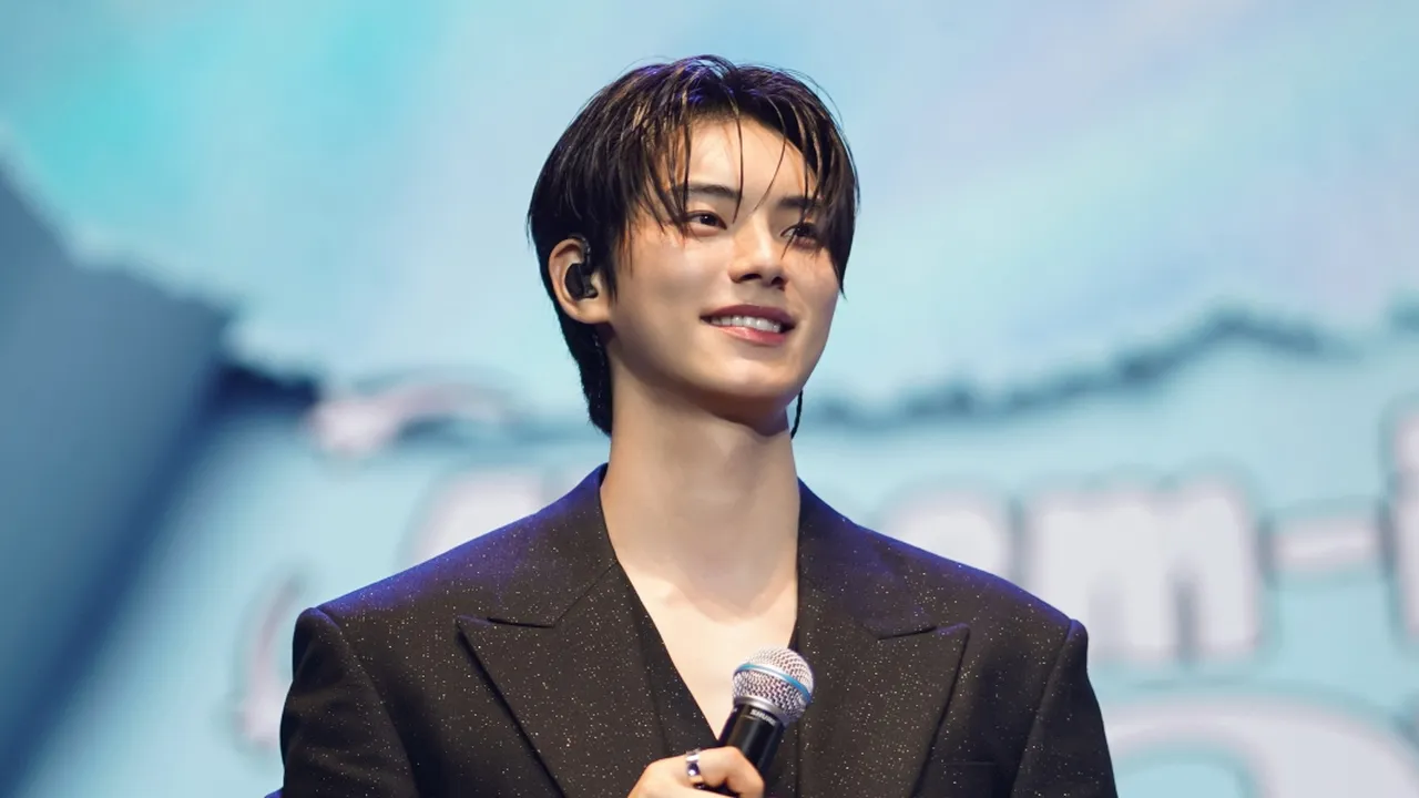 8 Highlight Fanmeeting Lee Chae Min, Main Piano Hingga Ucapan Ultah Untuk Fans
