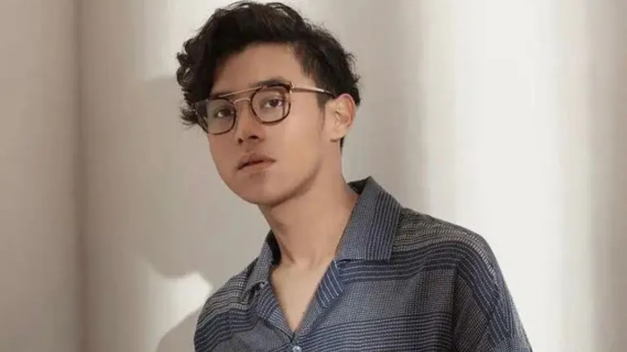 8 Inspirasi Model Baju Lebaran untuk Pria, Rayakan Hari Kemenangan dengan Tampil Menawan