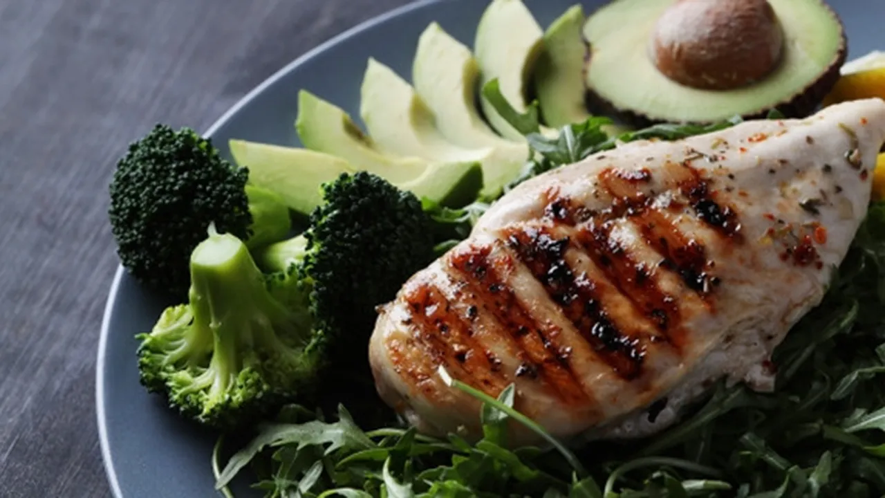 8 Manfaat Dada Ayam Bagi Kesehatan Bila Sering Dikonsumsi, Bukan Hanya Jadi Menu Diet