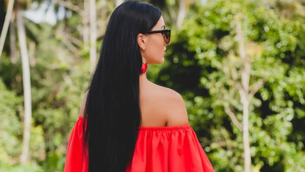 8 Model Rambut Panjang Wanita 2025, Inspirasi untuk Bergaya Keren dan Kekinian