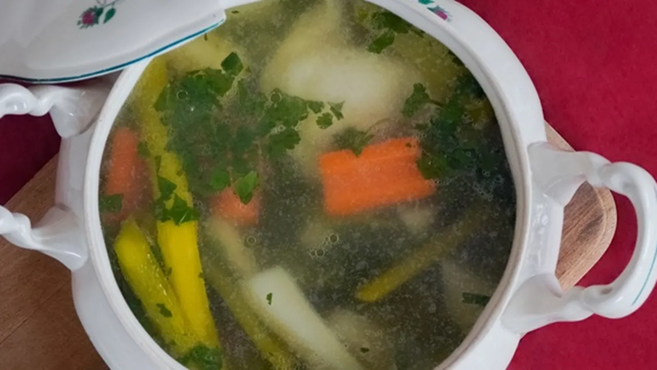8 Rekomendasi Makanan Berkuah yang Mudah Dibuat untuk Menu Keluarga
