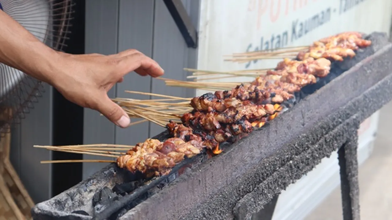 8 Rekomendasi Makanan di Solo yang Enak dan Bikin Rela Antre, Ada Langganan Jokowi