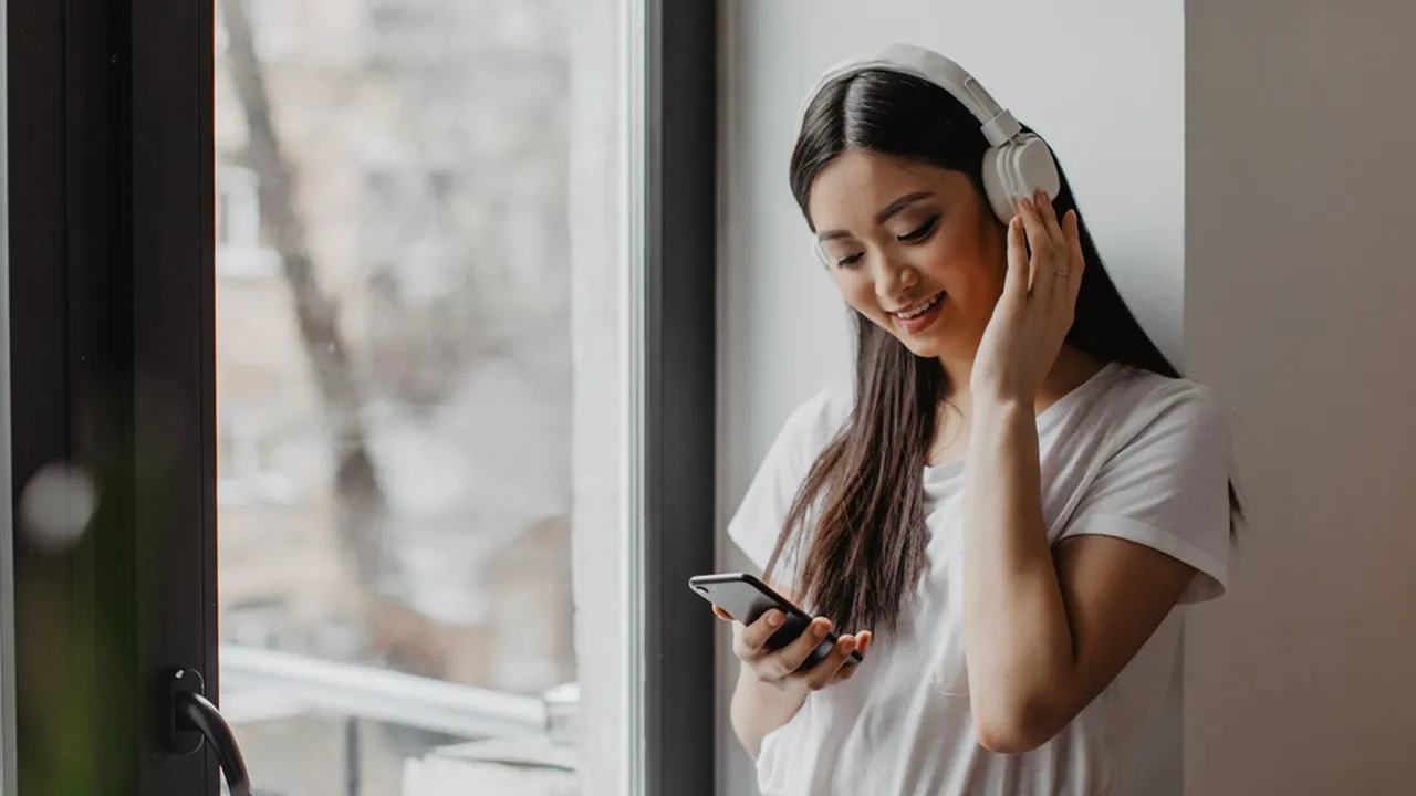 80 Rekomendasi Lagu Korea Easy Listening Populer, Cocok Didengar saat Santai - Sambil Bekerja