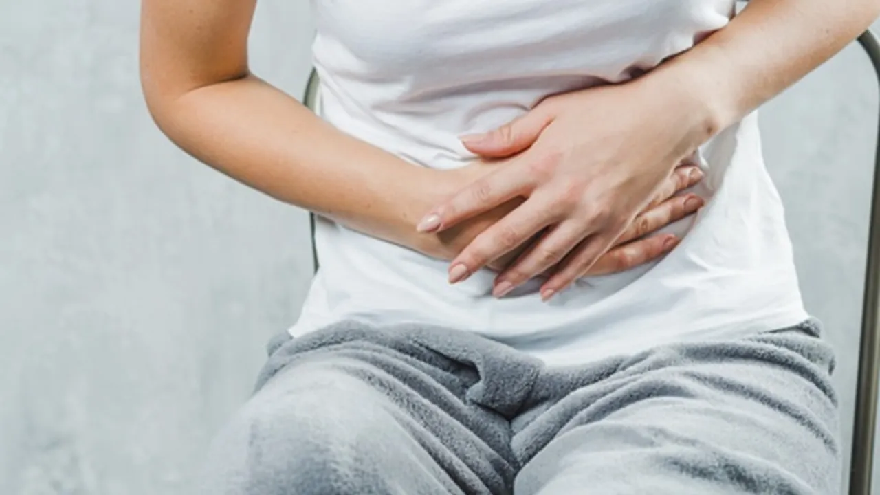 9 Cara Mengatasi Perut Kembung dengan Aman Tanpa Konsumsi Obat