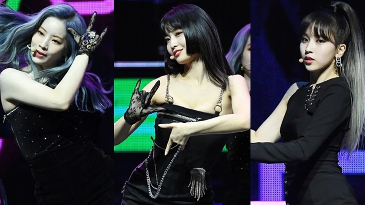 9 Member TWICE Tampil Bold Pakai Kostum Serba Hitam di Showcase 'Fancy'