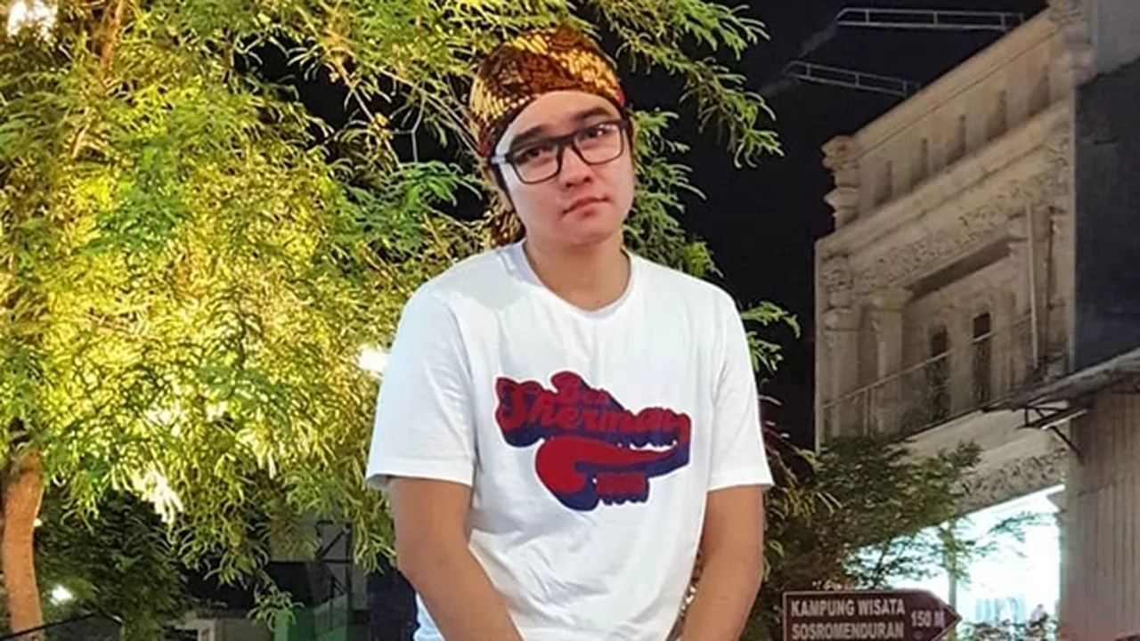 Abash Unggah Foto Lupa Pakai Masker, Netizen: Jangan Lupa Pakai Bra