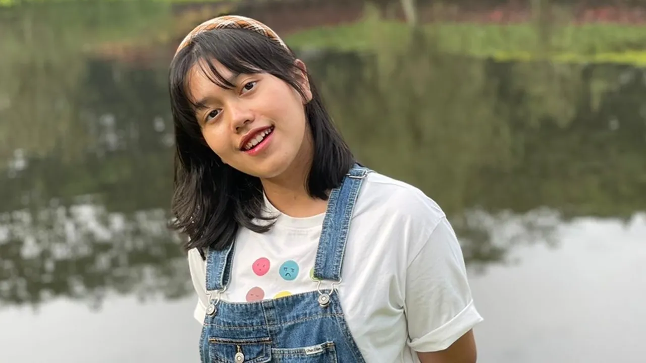 Acyutia Rilis Single Perdana Berjudul "Keluh", Nuansa Pop Bercerita Seseorang yang Mungkin Bertahan
