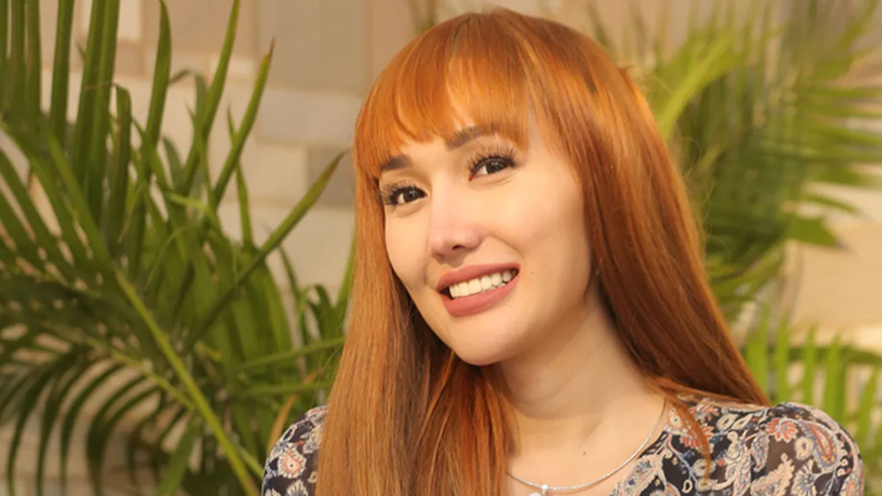 Ada Bekas Garis di Leher, Lucinta Luna Kembali Singgung Soal Dugaan Punya Jakun