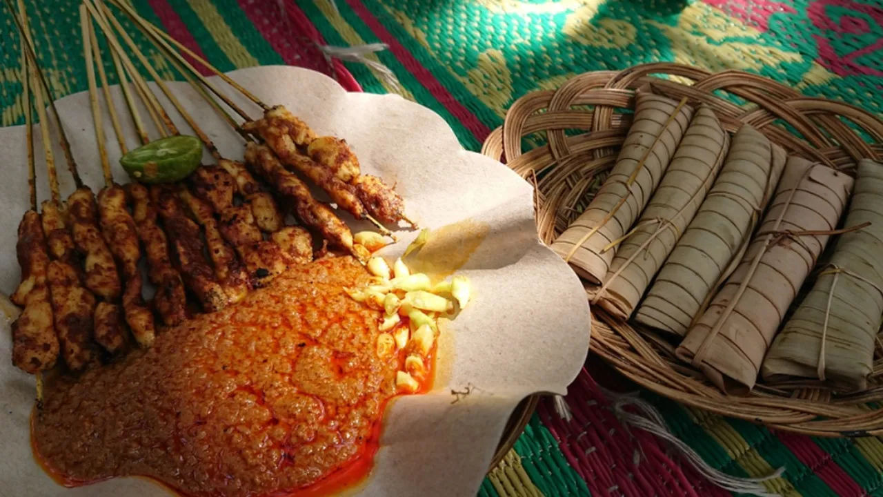 Ada Sate Bulayak, Sederet Kuliner Khas Ini Tak Boleh Dilewatkan Saat Liburan ke Lombok