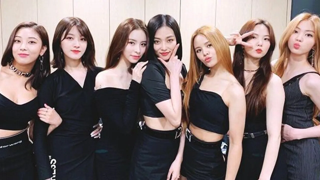 Ada Wafer Tango dan Zuperrr Keju di Teaser Girlgroup CLC, Fans Indonesia Heboh