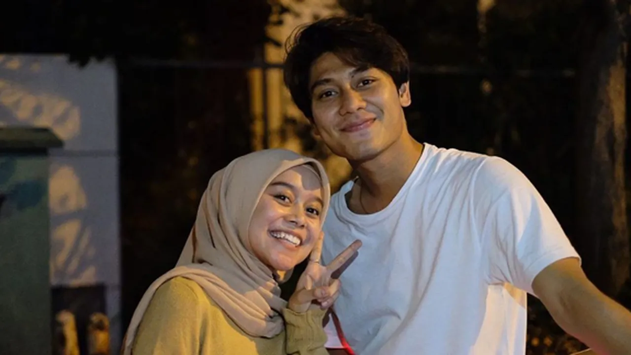 Adakan Pertemuan Keluarga di Momen Lebaran, Rizky Billar Akan Menikahi Lesti Kejora Tahun Ini?