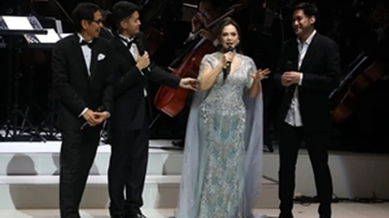 Addie MS Senang dengan Anak Kecil, Beri Kode Ingin Punya Cucu dari Kevin Aprilio? Addie MS Senang dengan Anak Kecil, Beri Kode Ingin Punya Cucu dari Kevin Aprilio?