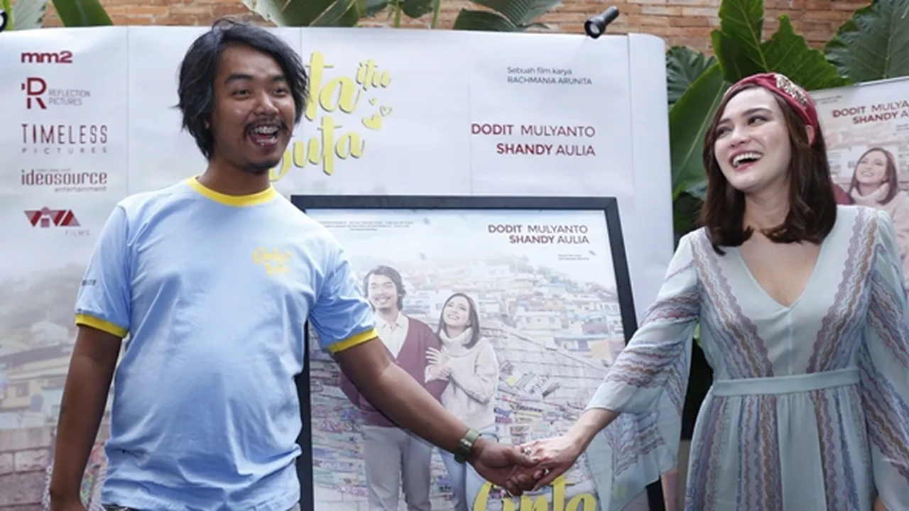 Adegan Mesra dengan Dodit Mulyanto, Shandy Aulia: Menyenangkan