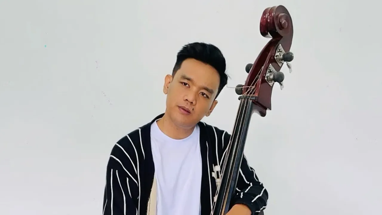 Aditya Mantari Rilis Single 'Kisah Nyata', Tembus Jutaan Penayangan Dalam Hitungan Hari Aditya Mantari Rilis Single 'Kisah Nyata', Tembus Jutaan Penayangan Dalam Hitungan Hari