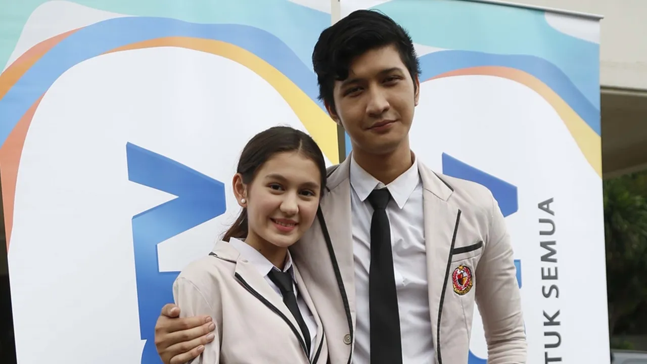 Aditya Zoni dan Zoe Jackson, Pacaran Berawal Dicomblangin Teman