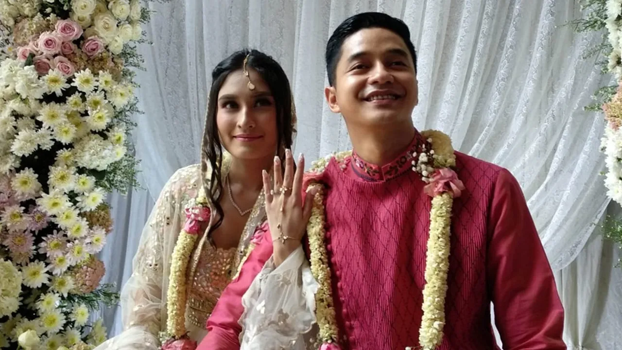 Adly Fairuz dan Angbeen Rishi Mengaku Jarang Berantem Jelang Lamaran