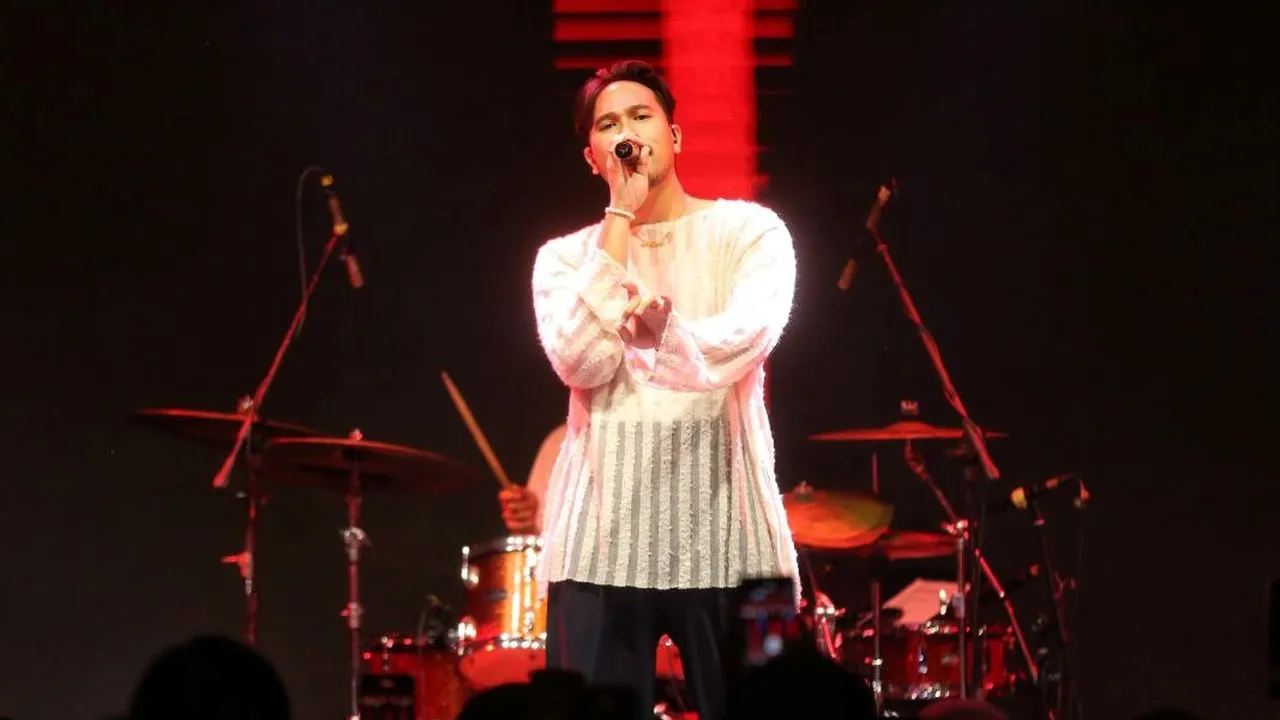 Adrian Khalif Kenang Momen Nonton Konser Musisi Legendaris