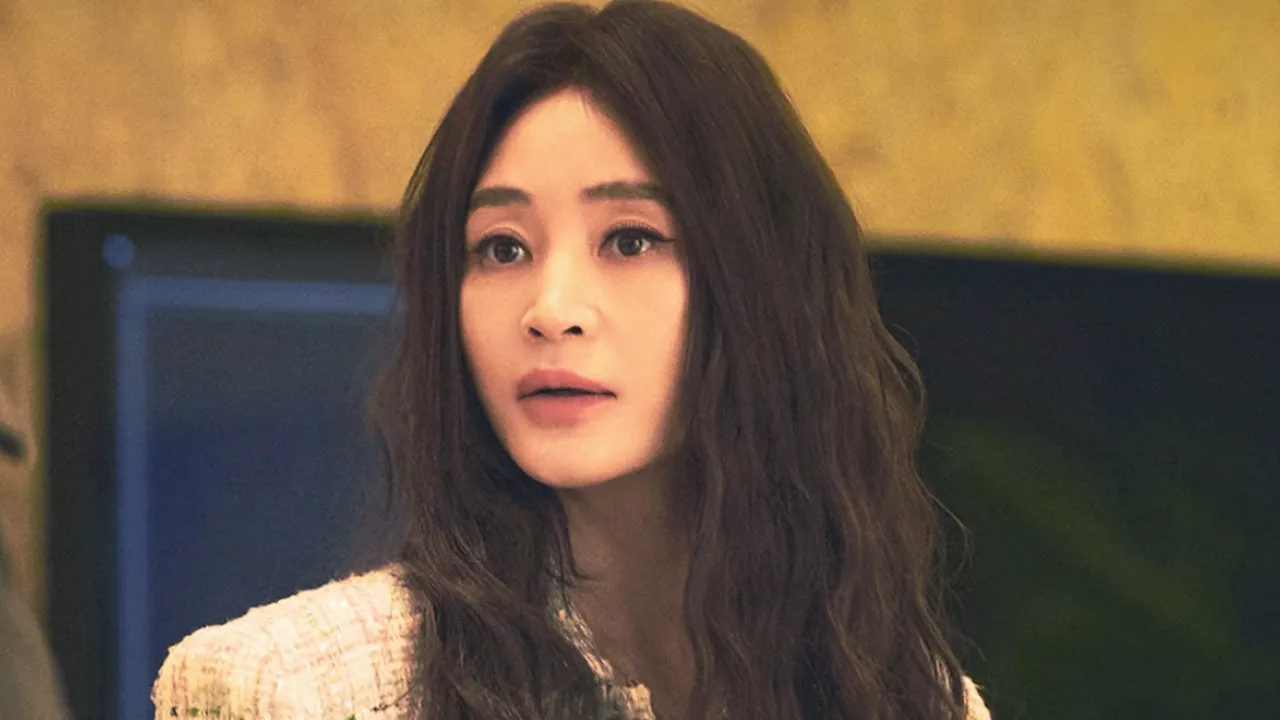 Adu Style Kim Hye Soo vs Cho Yeo Jeong di Drakor The Affair Was Just the Beginning
