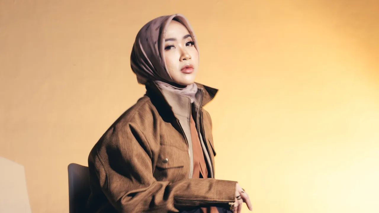 Agna Rilis Single Menyentuh 'Diluar Hal Biasa', Saat Cinta Patah & Pergi Tanpa Amarah