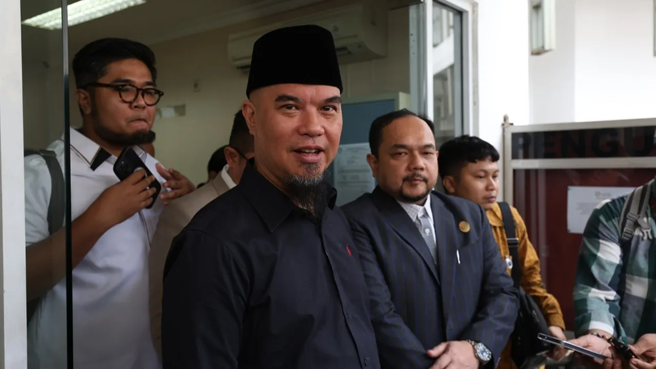 Ahmad Dhani Resmi Dilaporkan Balik Oleh Lita Gading