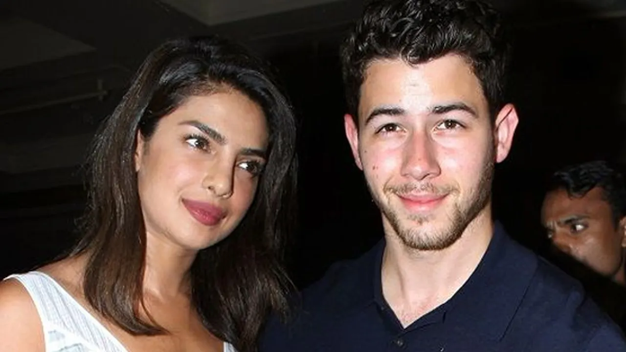 Ajak Ortu Dinner di Mumbai, Priyanka Chopra dan Nick Jonas Lanjut Gelar Upacara Roka