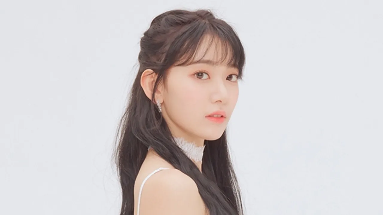 Akhirnya Comeback, Sakura IZ*ONE Curhat Deritanya Selama Hiatus