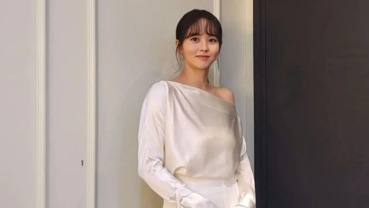 Aktris Kim So Hyun Dikonfirmasi Akan Membintangi Drama Fantasi USELESS LIE