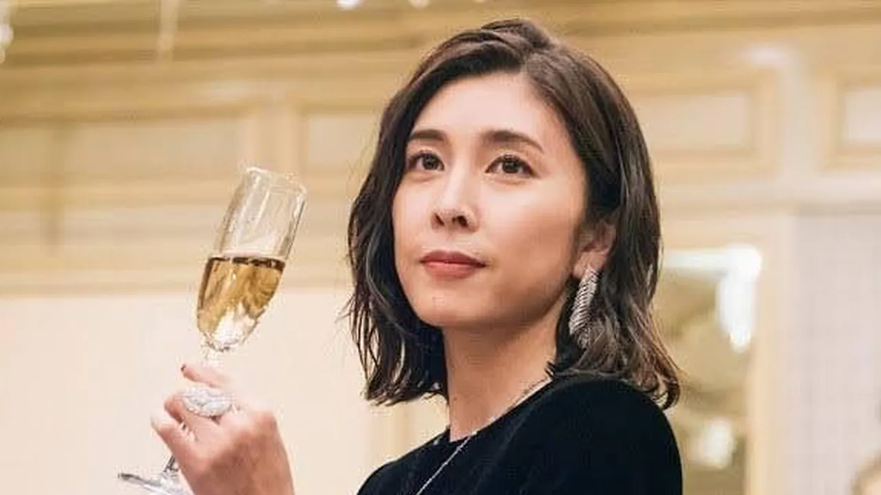Aktris Senior Jepang Yuko Takeuchi Ditemukan Meninggal Dunia Diduga Karena Bunuh Diri