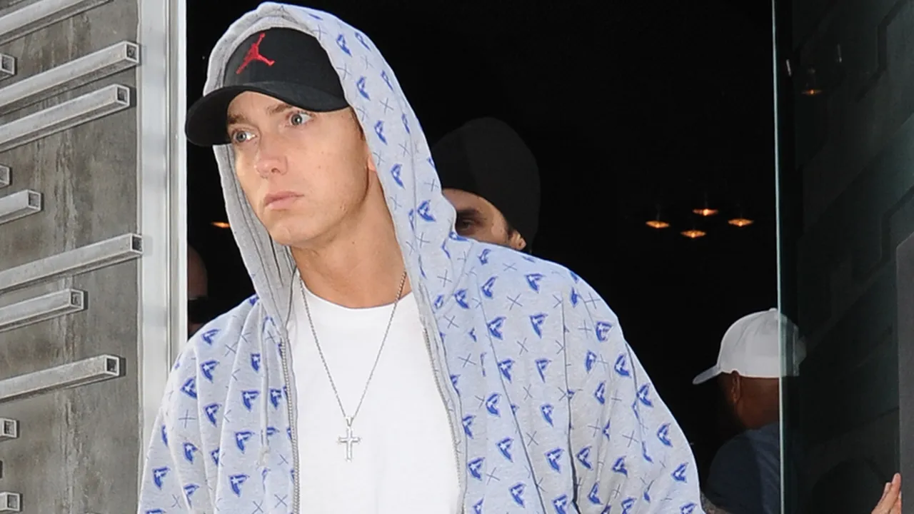 Album 'KAMIKAZE' Eminem Bidik Posisi Puncak di Chart Billboard 200