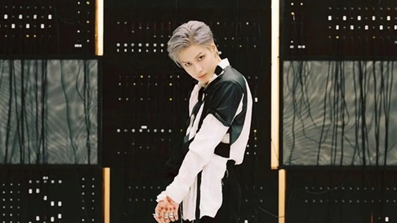 Album 'Never Gonna Dance Again : Act 1' Sukses Bawa Taemin SHINee Raih Double Crown di Gaon Chart