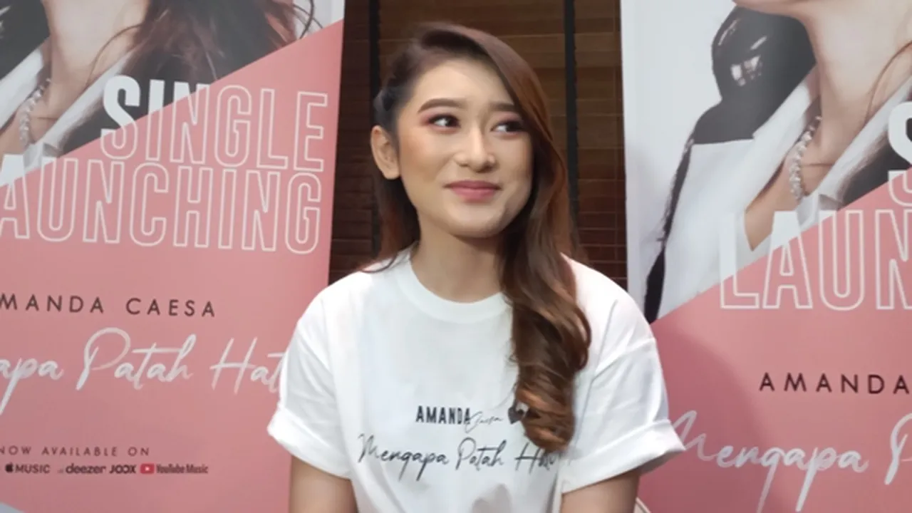 Amanda Caesa Rilis Single 'Mengapa Patah Hati', Akhirnya Berani Keluar dari Zona Nyaman Amanda Caesa Rilis Single 'Mengapa Patah Hati', Akhirnya Berani Keluar dari Zona Nyaman