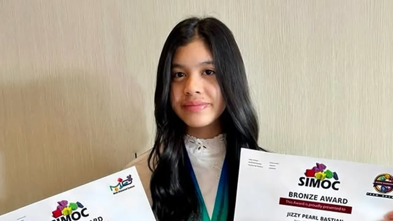 Anak Vino G Bastian Raih Dua Perunggu di Kompetisi Matematika Singapura, Bikin Bangga