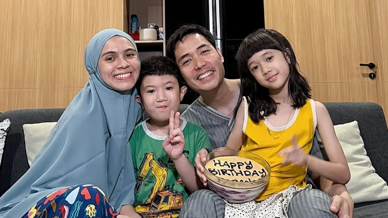 Anaknya Makin Kritis, Rizky Kinos Disebut 'So Old'