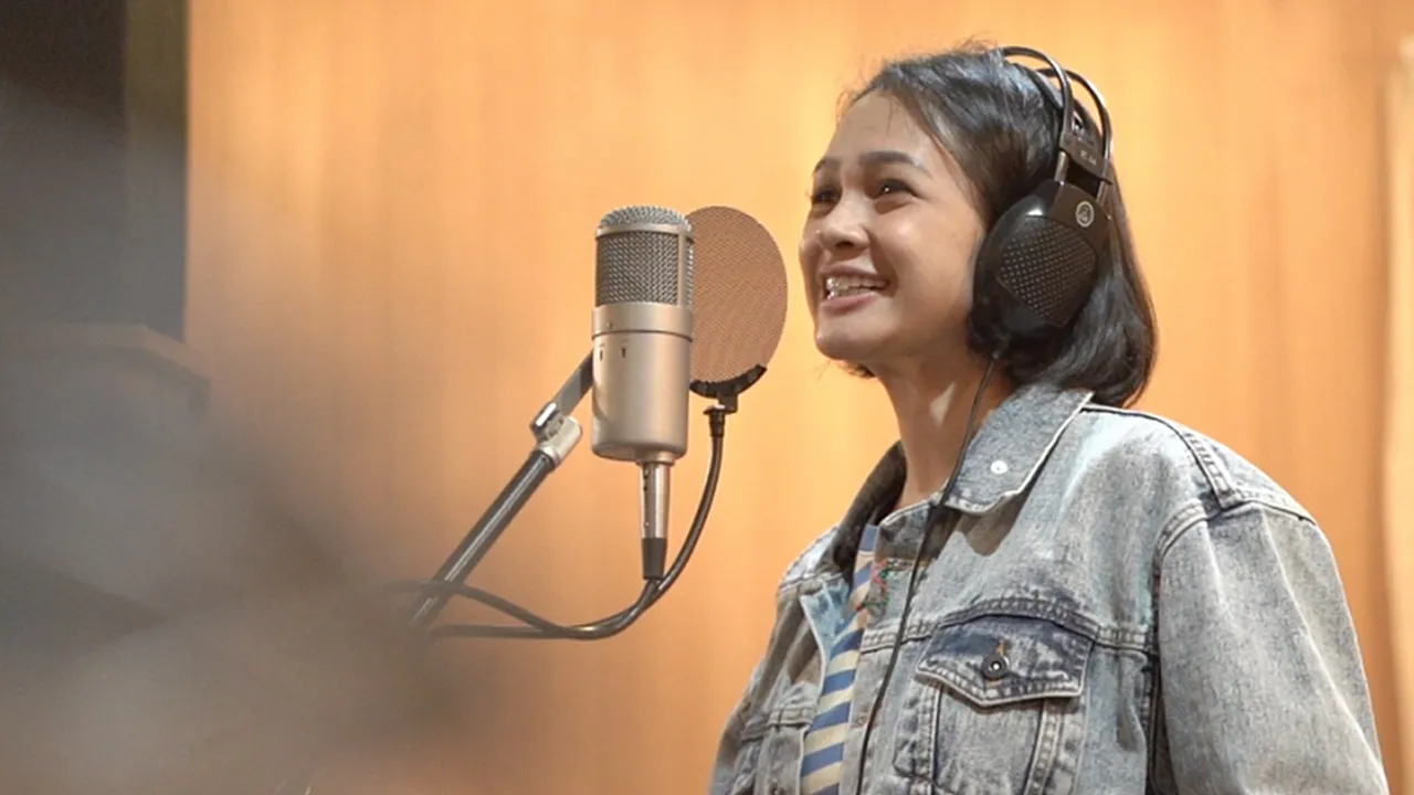 Andien Turut Nyanyikan Ulang Lagu Hits Tahun 80-an