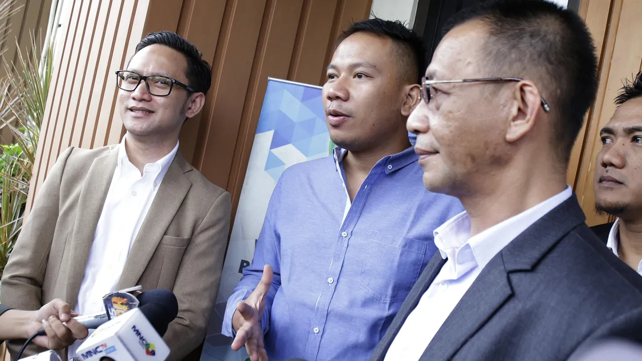 Angel Lelga Ingin Bercerai, Vicky Prasetyo Pasrah