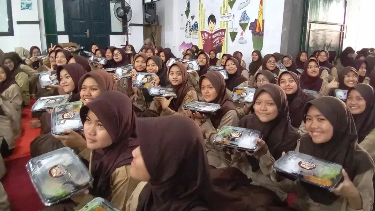 Anggaran Makan Bergizi Gratis Jadi Rp 10.000 Per Porsi, Cak Imin Janji Tingkatkan Kualitas
