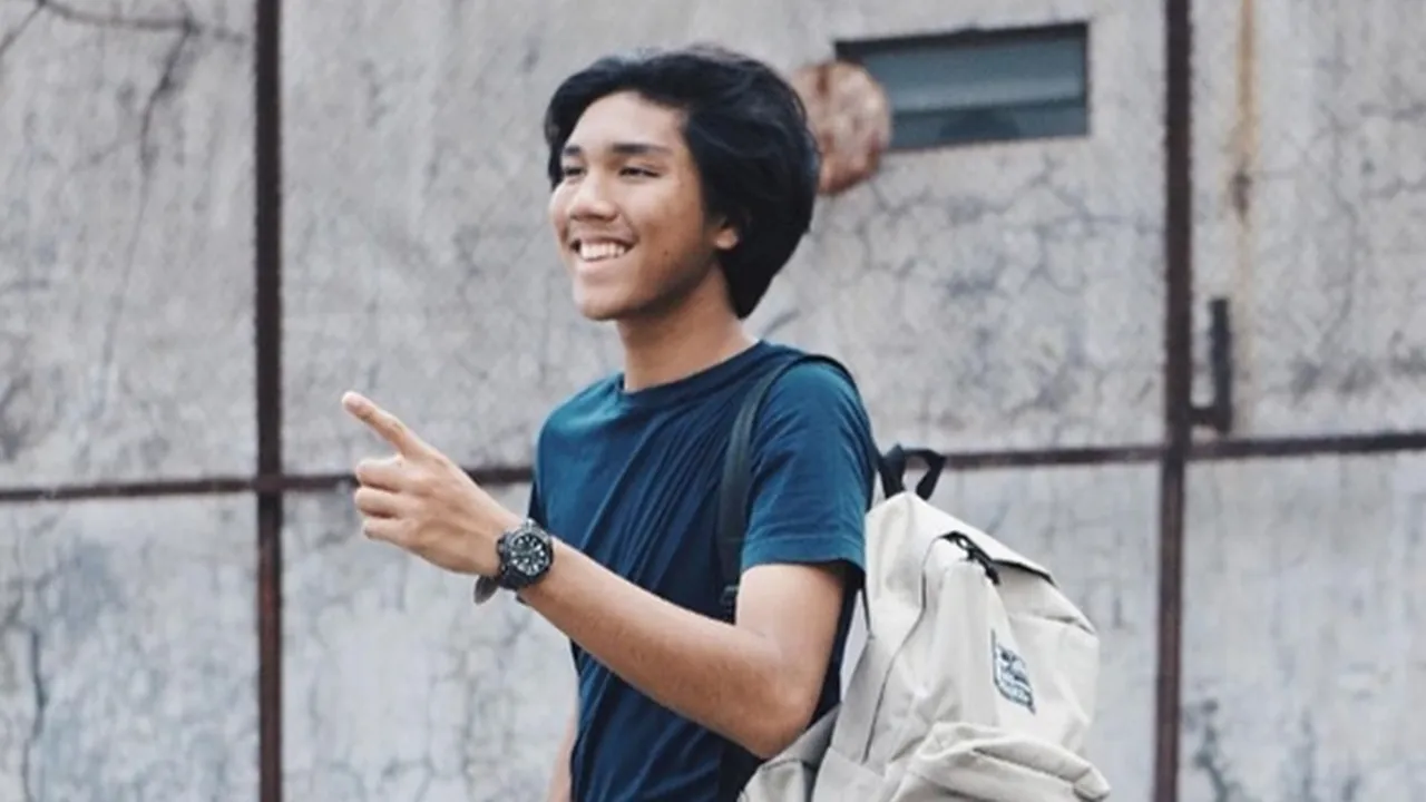 Antara Syuting dan Sekolah, Mana yang Lebih Penting Bagi Jefan Nathanio Bintang 'DARI JENDELA SMP'? Antara Syuting dan Sekolah, Mana yang Lebih Penting Bagi Jefan Nathanio Bintang 'DARI JENDELA SMP'?