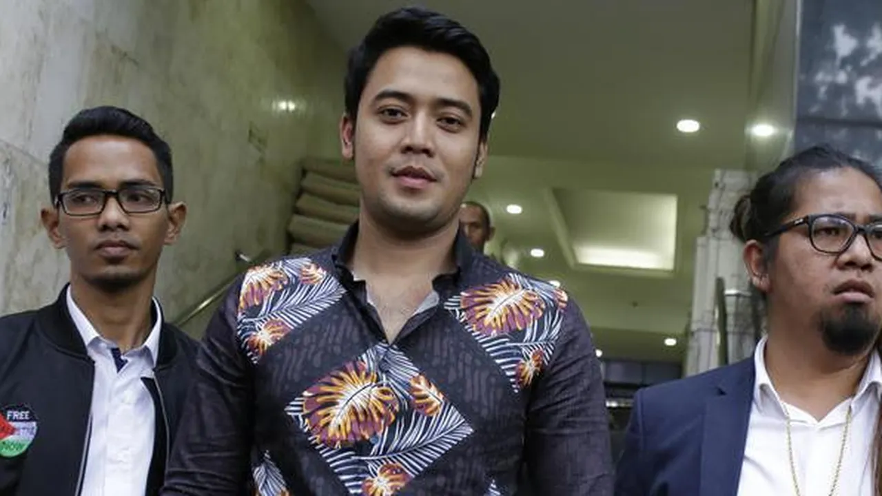 Anthony Sepakat Berdamai, Kriss Hatta dan Keluarga Bahagia