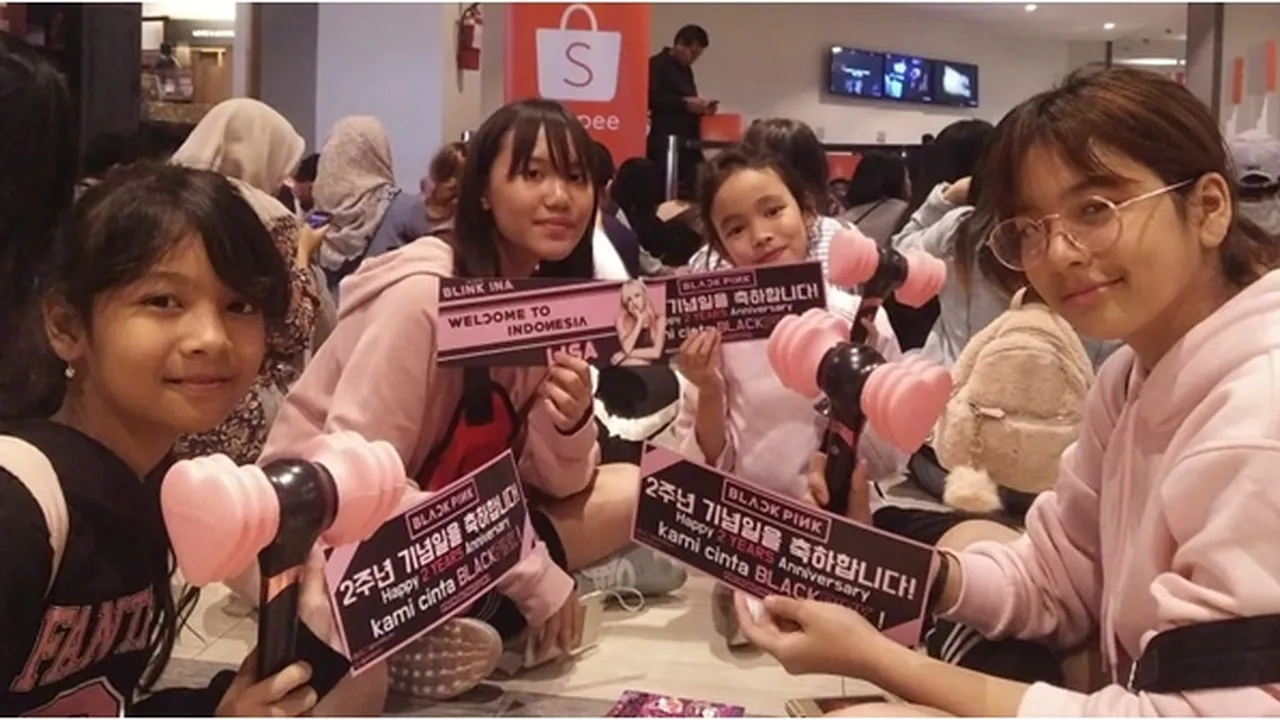 Antusiasme Fans untuk Bertemu dengan Lisa BLACKPINK