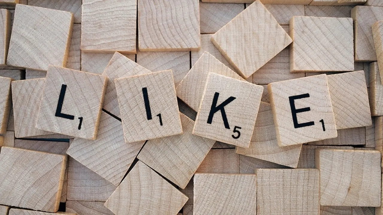 Apa Arti Like dan Perbedaan dengan Likes Beserta Contoh Kalimatnya