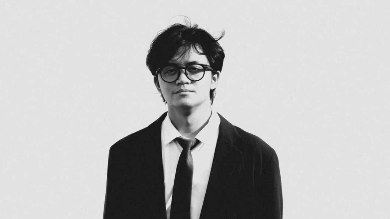 Arash Buana Kembali Lewat Single 'April', Ajak Pendengar Belajar Ikhlas Merelakan Kehilangan