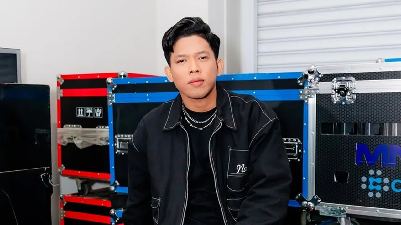 Ardhitio Idol Hobi Belanja Online, Kaum Mageran yang Stylish
