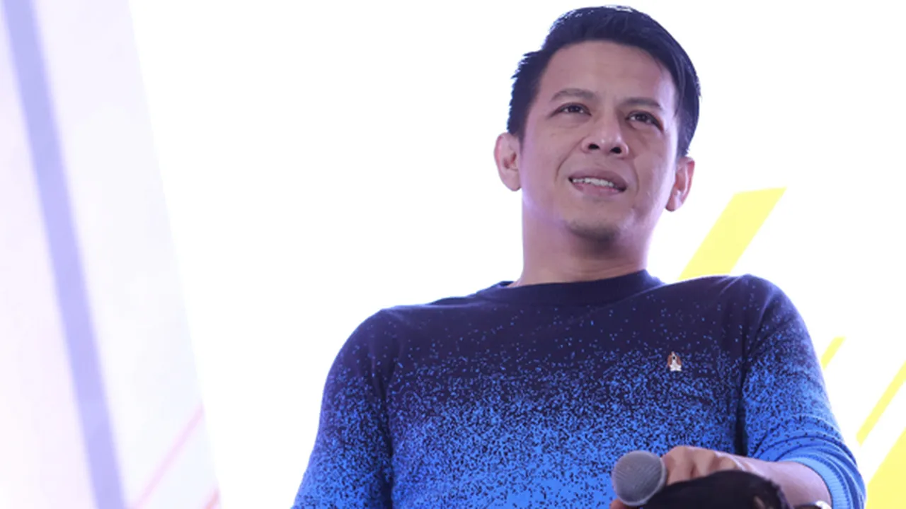 Ariel NOAH Nekat Cukur Rambut Sendiri di Rumah, Gimana Hasilnya?