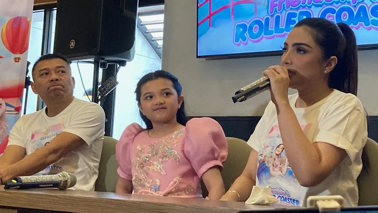 Arsy Hermansyah Rilis Lagu Baru ‘Friendship is Roller Coaster’, Anang dan Ashanty Ikut Bangga Arsy Hermansyah Rilis Lagu Baru ‘Friendship is Roller Coaster’, Anang dan Ashanty Ikut Bangga