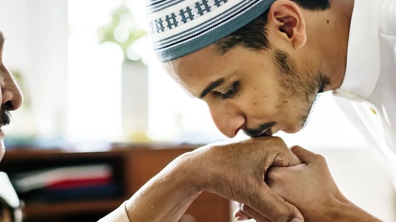 Arti Akhlak dalam Islam, Keutamaan dan Macamnya, Simak Juga Contoh-Contohnya