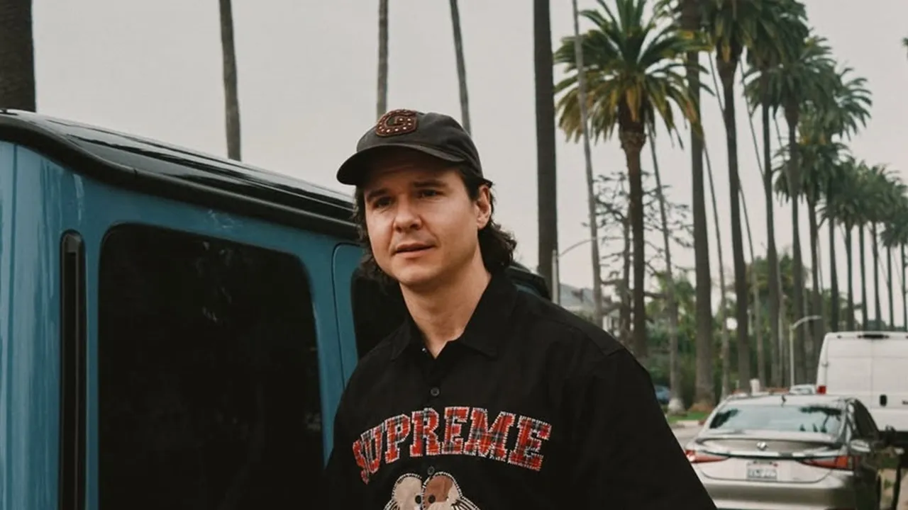 Arti dan Makna Lagu 7 Years - Lukas Graham, Refleksi Emosional tentang Perjalanan Hidup