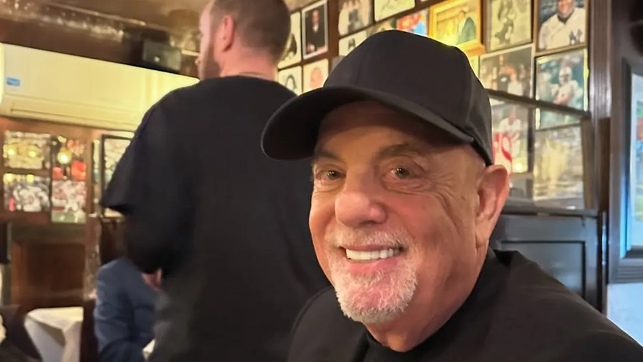 Arti dan Makna Lagu Billy Joel - The Night Is Still Young, Menikmati Momen
