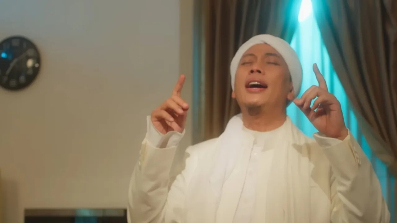 Arti dan Makna Lagu Istighfar - Opick, Tentang Penyesalan Mendalam