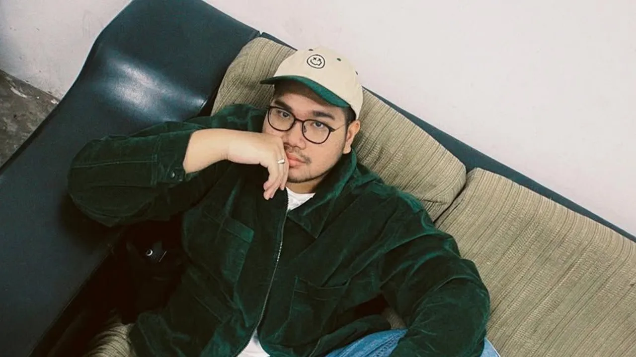 Arti dan Makna Lagu It's Only Me Kaleb J: Kisah Cinta Tulus Tak Berbalas
