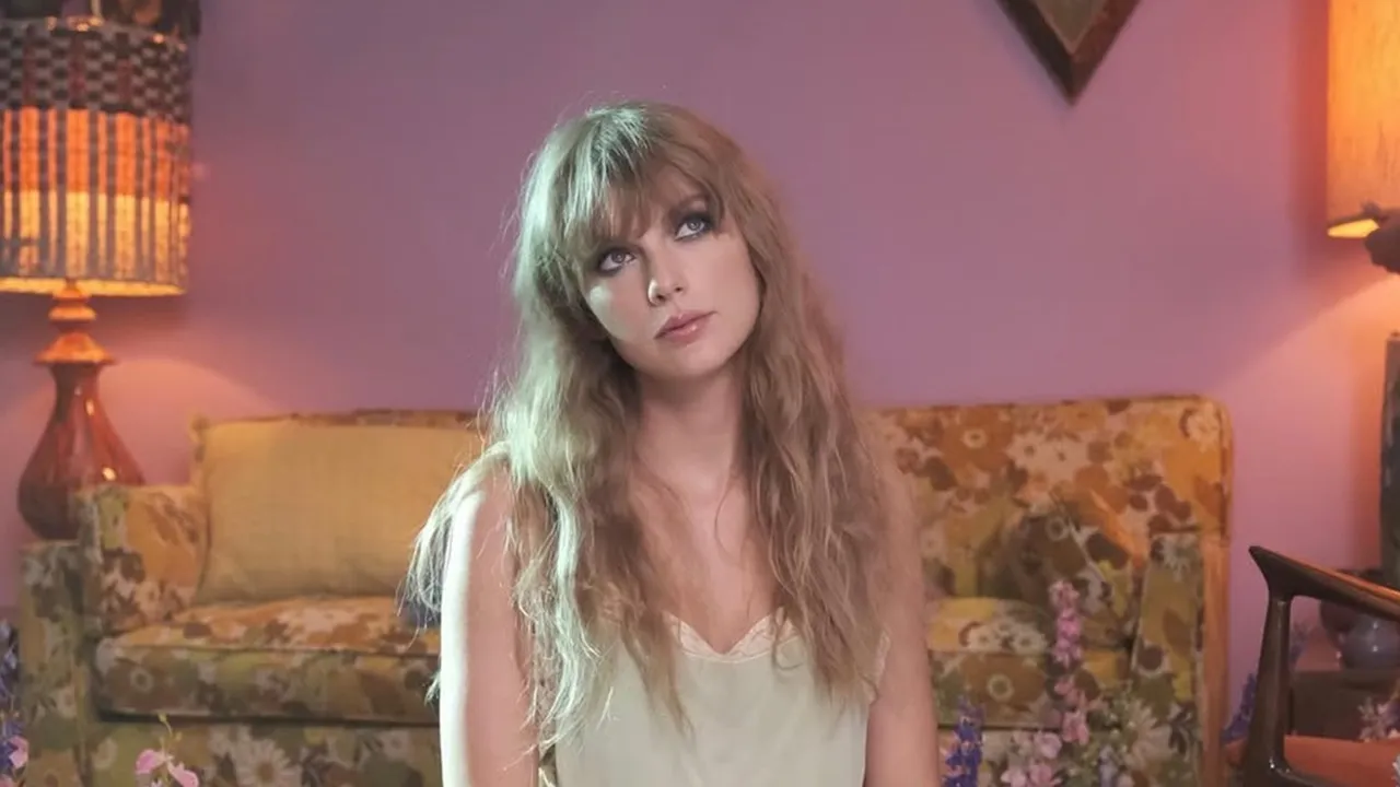 Arti dan Makna Lagu Labyrinth Taylor Swift, Tentang Jatuh Cinta Setelah Patah Hati